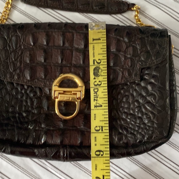 Leather crossbody embossed crocodile - Picture 6 of 11